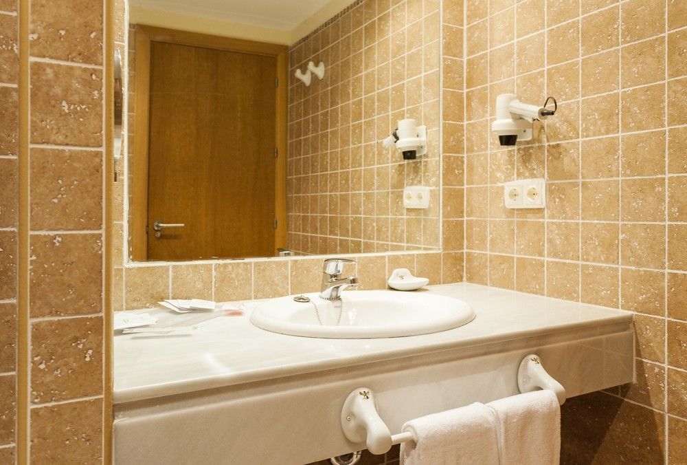 Aparthotel Ilunion Sancti Petri Ново-Санкті-Петрі Екстер'єр фото